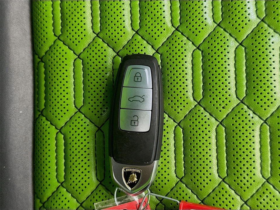 2019 Lamborghini Urus - Image 21 of 21