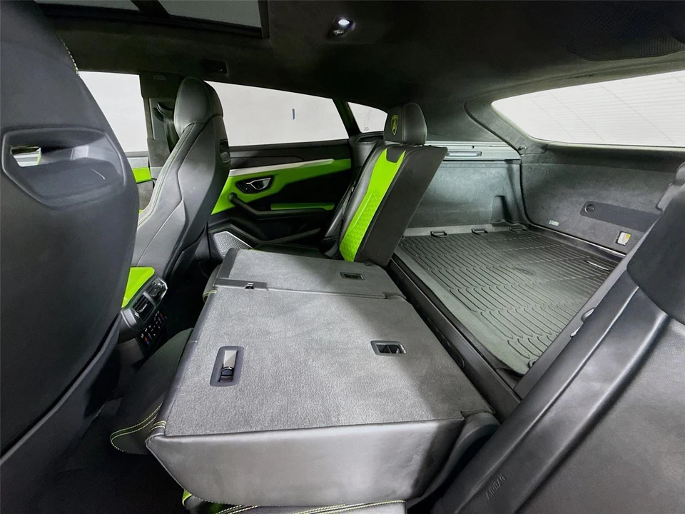 2019 Lamborghini Urus - Image 16 of 30