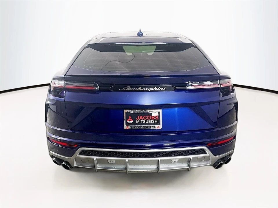 2019 Lamborghini Urus - Image 12 of 14