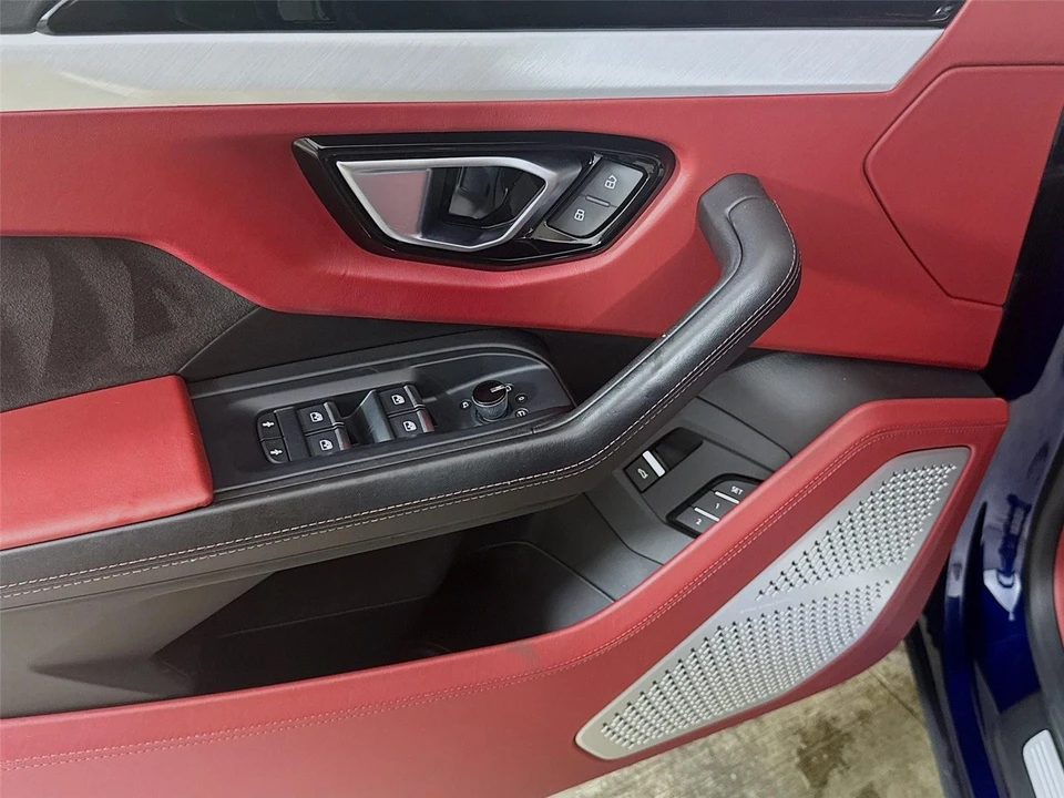 2019 Lamborghini Urus - Image 5 of 14