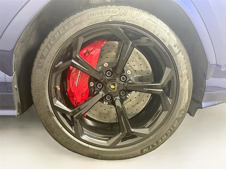 2019 Lamborghini Urus - Image 13 of 14