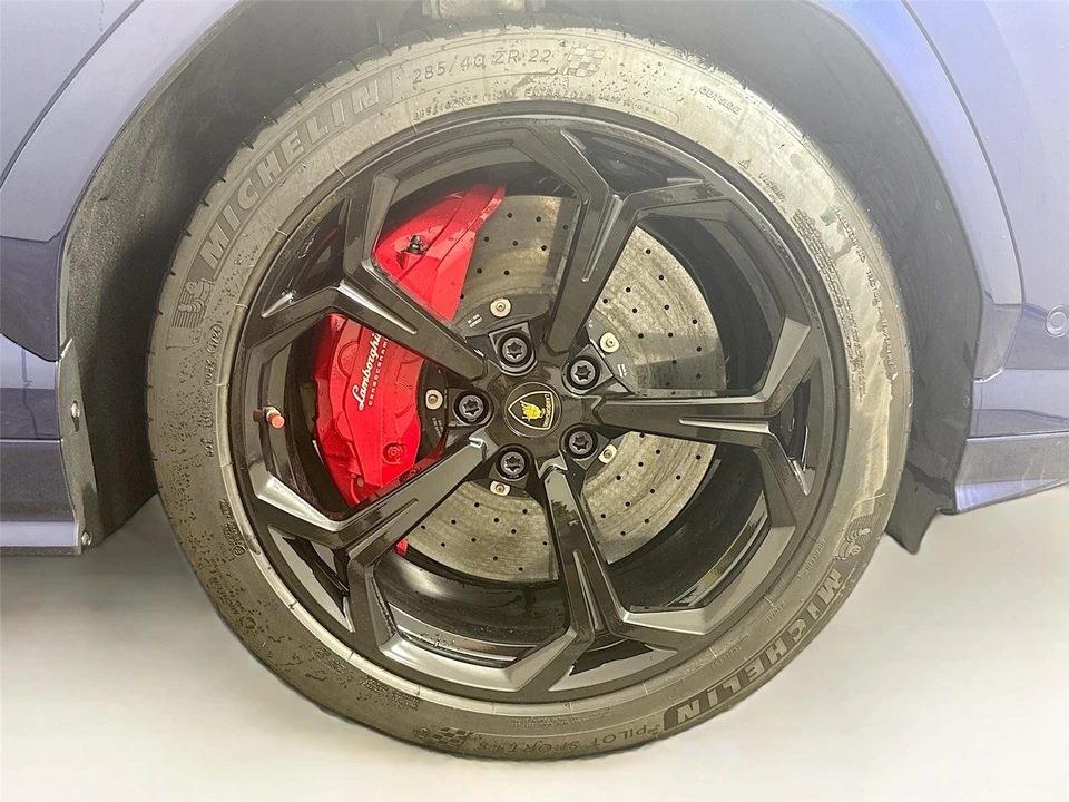 2019 Lamborghini Urus - Image 13 of 14