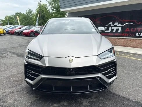 2019 Lamborghini Urus - Image 2 of 20