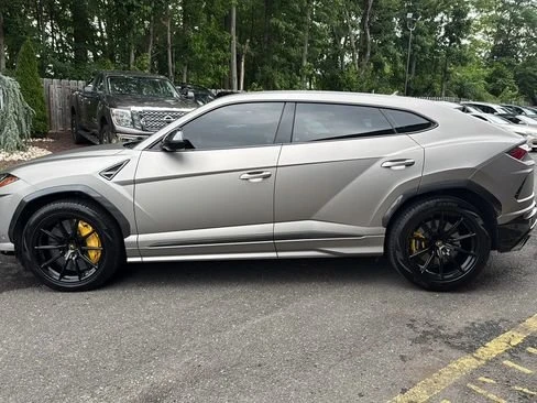 2019 Lamborghini Urus - Image 8 of 20