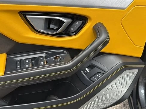 2019 Lamborghini Urus - Image 14 of 20