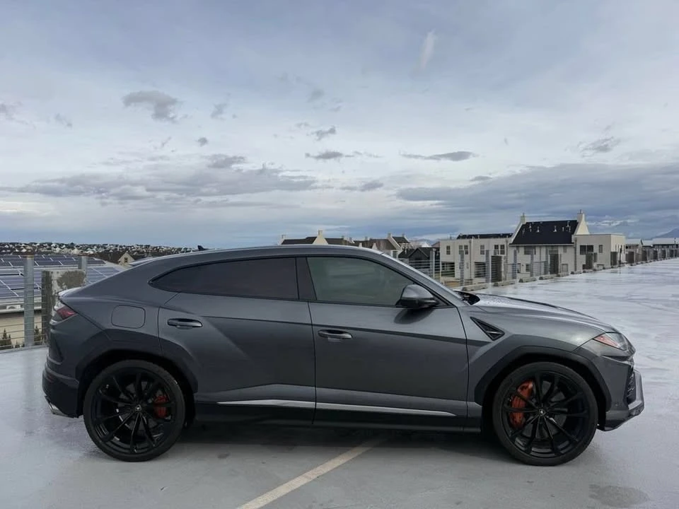 2019 Lamborghini Urus - Image 4 of 12