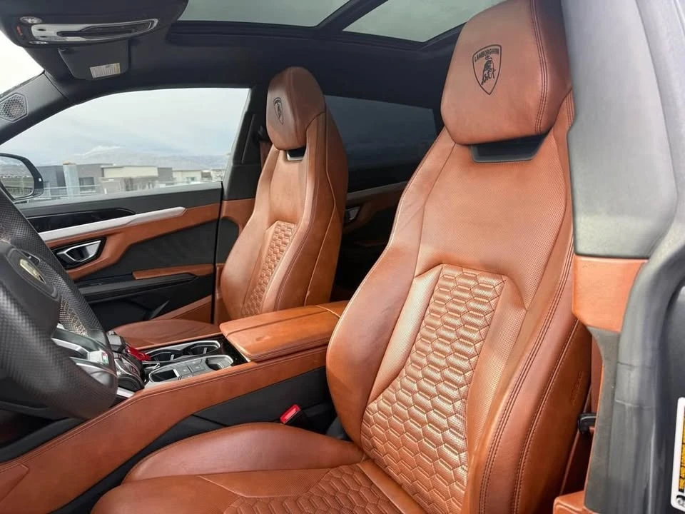 2019 Lamborghini Urus - Image 9 of 12