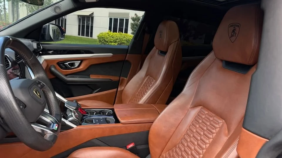 2019 Lamborghini Urus - Image 13 of 20