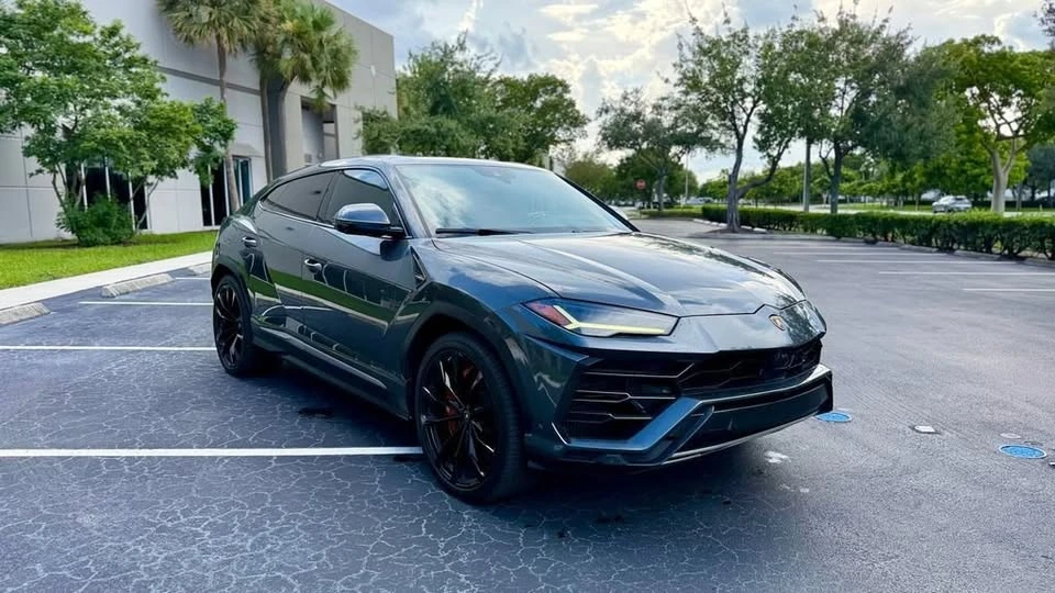 2019 Lamborghini Urus - Image 19 of 20