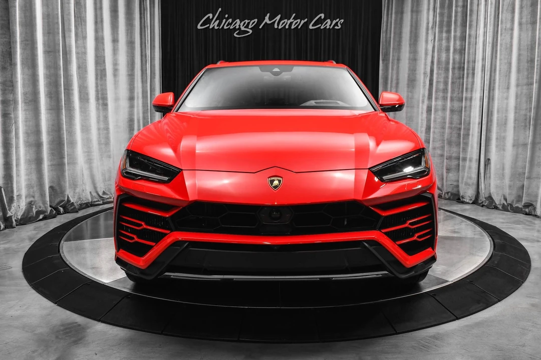 2019 Lamborghini Urus - Image 7 of 12