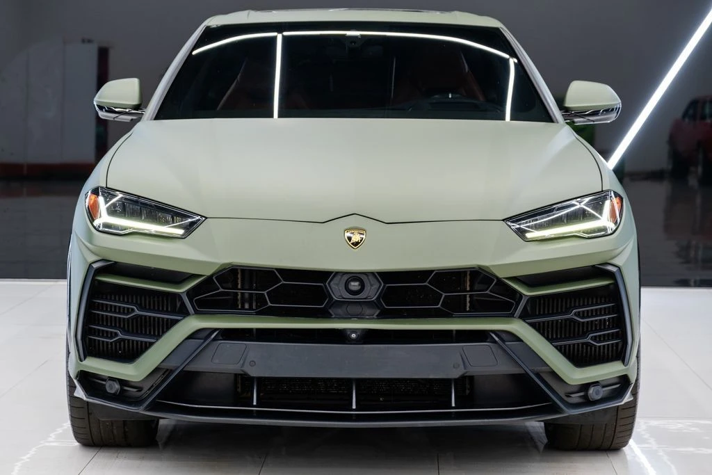 2019 Lamborghini Urus - Image 2 of 31