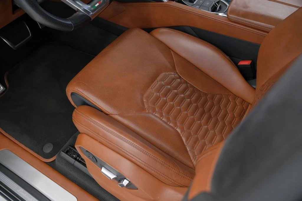 2019 Lamborghini Urus - Image 19 of 31