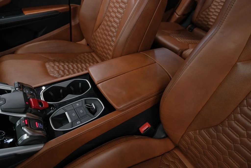 2019 Lamborghini Urus - Image 21 of 31