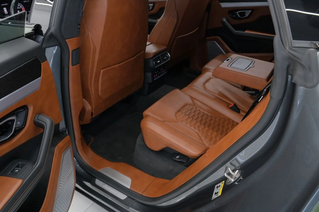 2019 Lamborghini Urus - Image 24 of 31