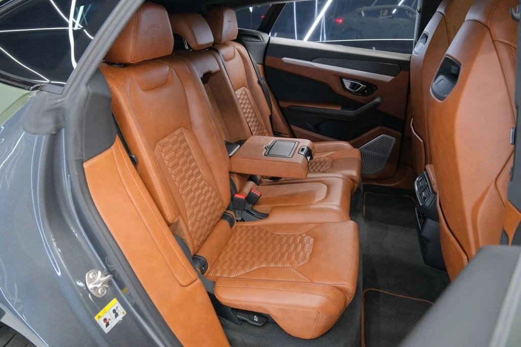 2019 Lamborghini Urus - Image 27 of 31