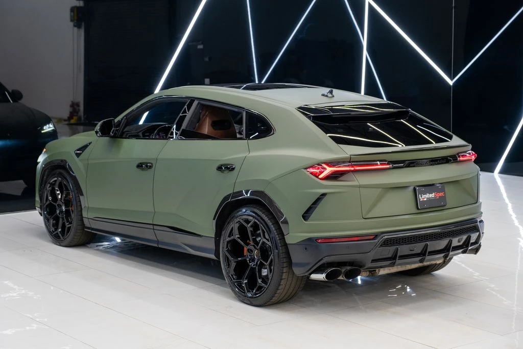 2019 Lamborghini Urus - Image 13 of 31