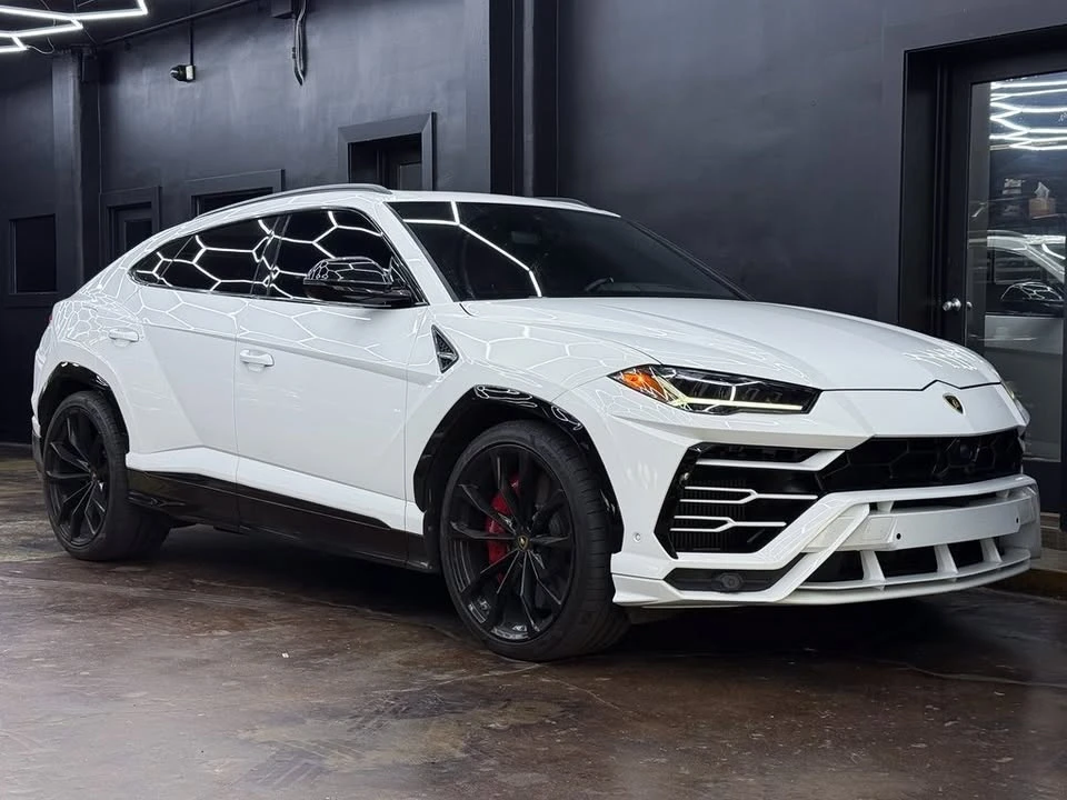 2019 Lamborghini Urus - Image 10 of 19