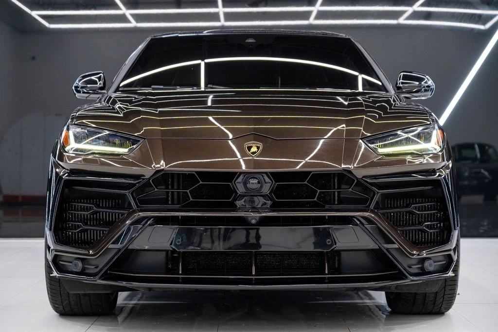 2019 Lamborghini Urus - Image 2 of 21