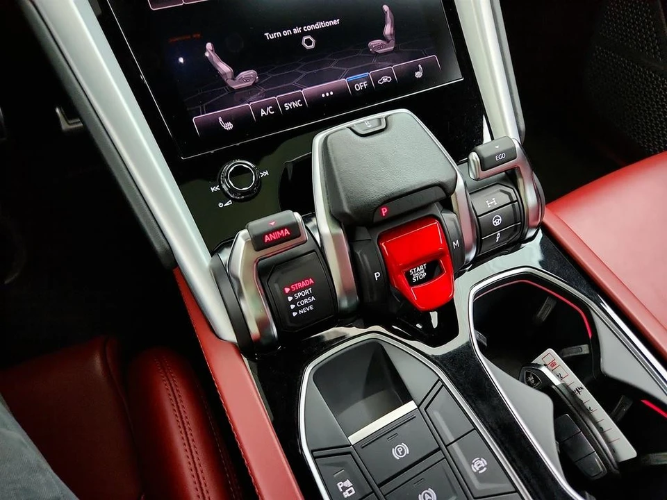 2019 Lamborghini Urus - Image 19 of 21