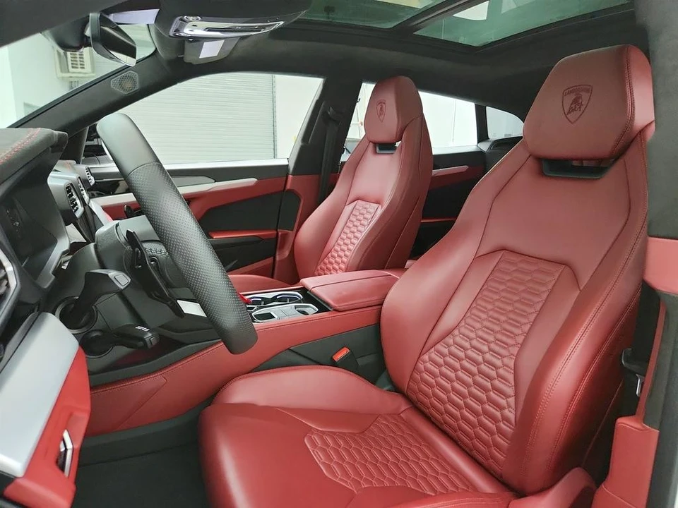 2019 Lamborghini Urus - Image 14 of 21