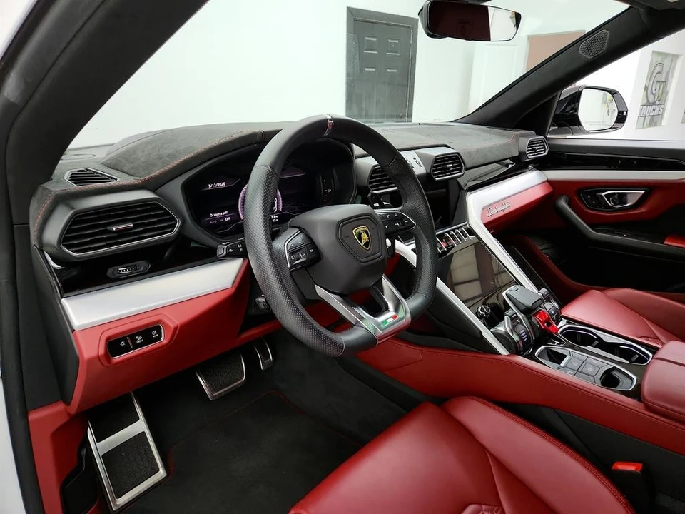 2019 Lamborghini Urus - Image 13 of 21