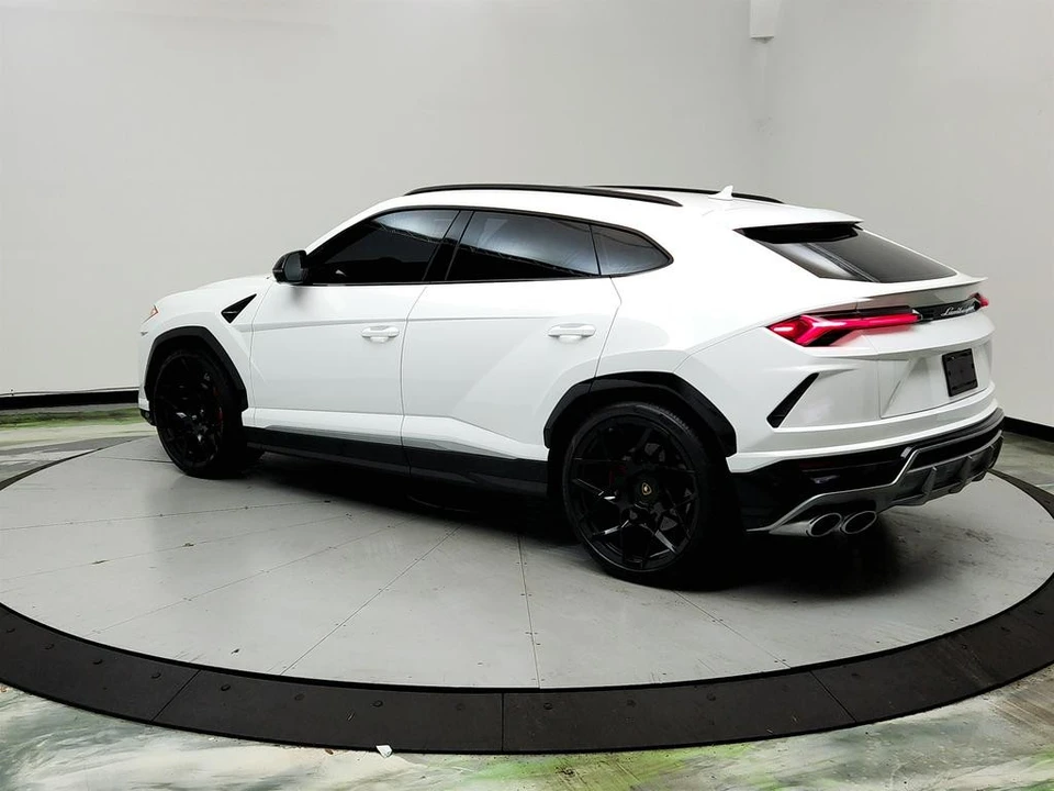 2019 Lamborghini Urus - Image 7 of 21