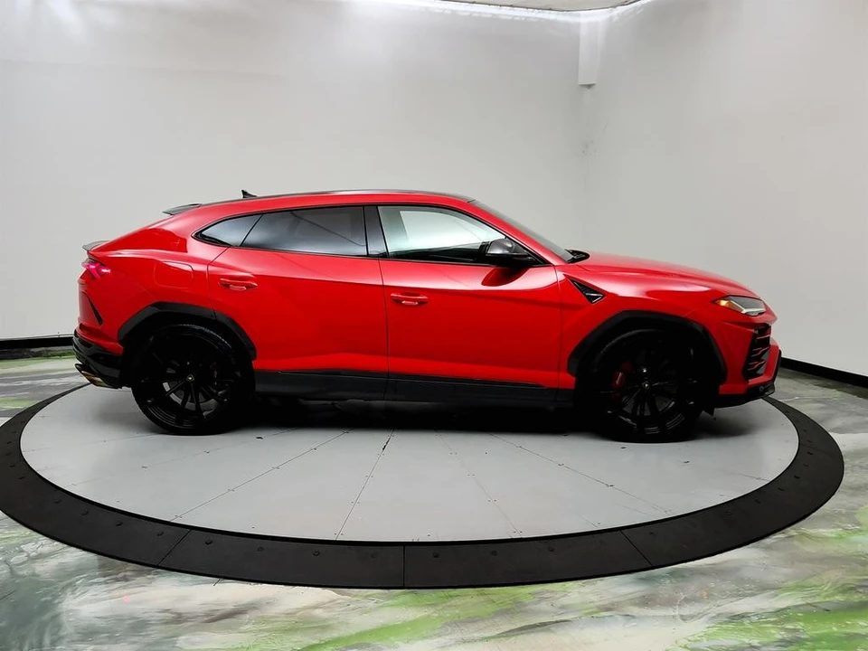 2019 Lamborghini Urus - Image 4 of 31