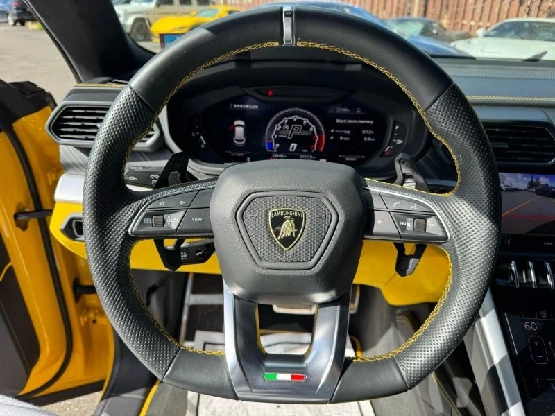 2019 Lamborghini Urus - Image 10 of 12