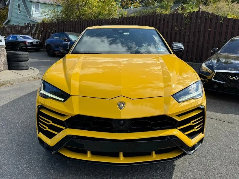 2019 Lamborghini Urus - Image 2 of 12