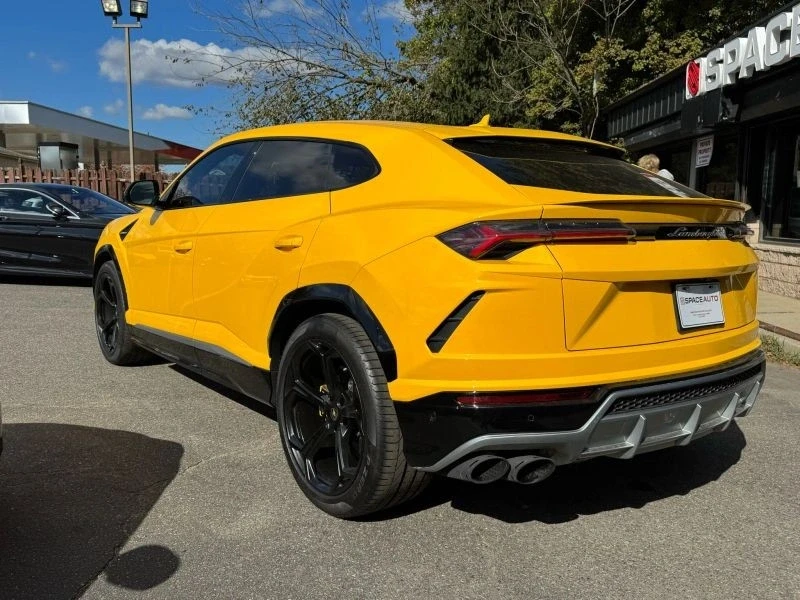 2019 Lamborghini Urus - Image 7 of 12