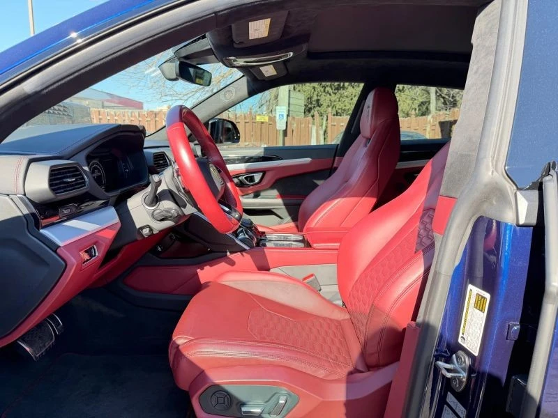 2019 Lamborghini Urus - Image 11 of 12