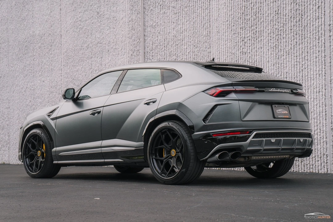 2019 Lamborghini Urus - Image 6 of 12