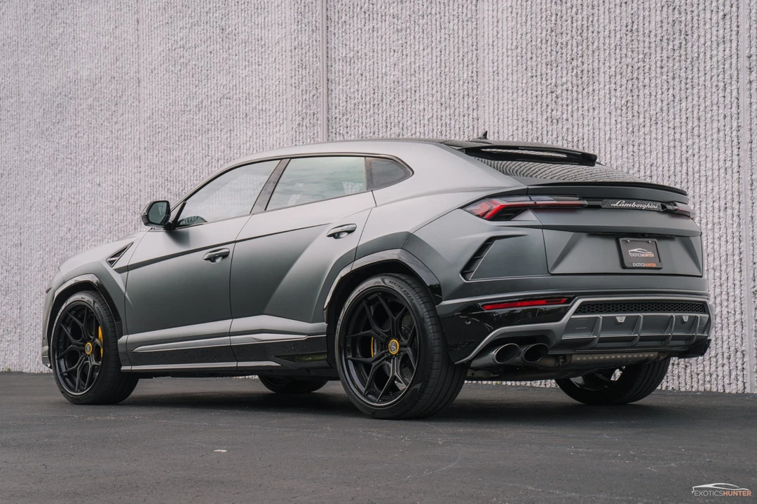 2019 Lamborghini Urus - Image 6 of 12