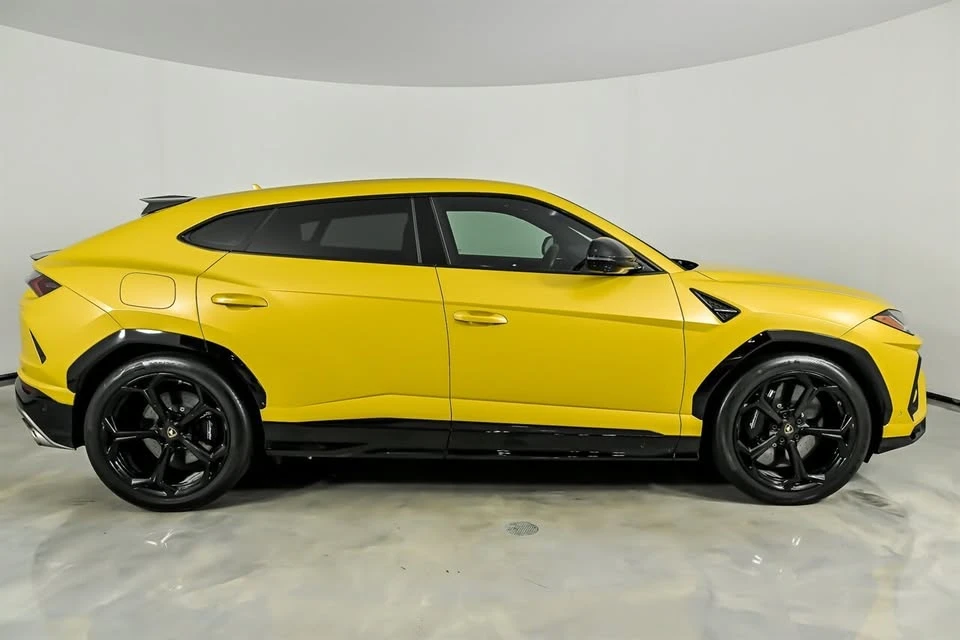 2019 Lamborghini Urus - Image 10 of 20
