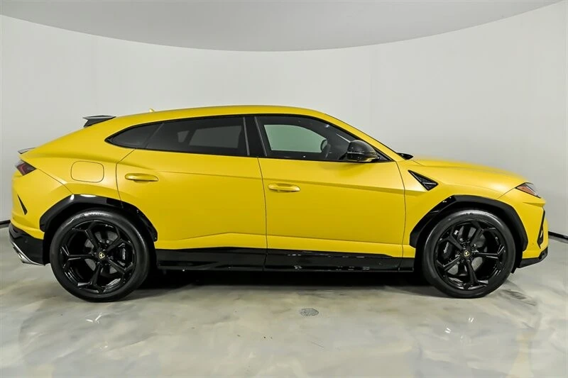 2019 Lamborghini Urus - Image 10 of 31