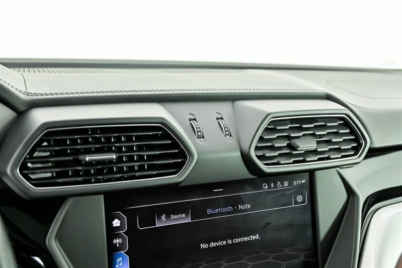 2019 Lamborghini Urus - Image 27 of 31
