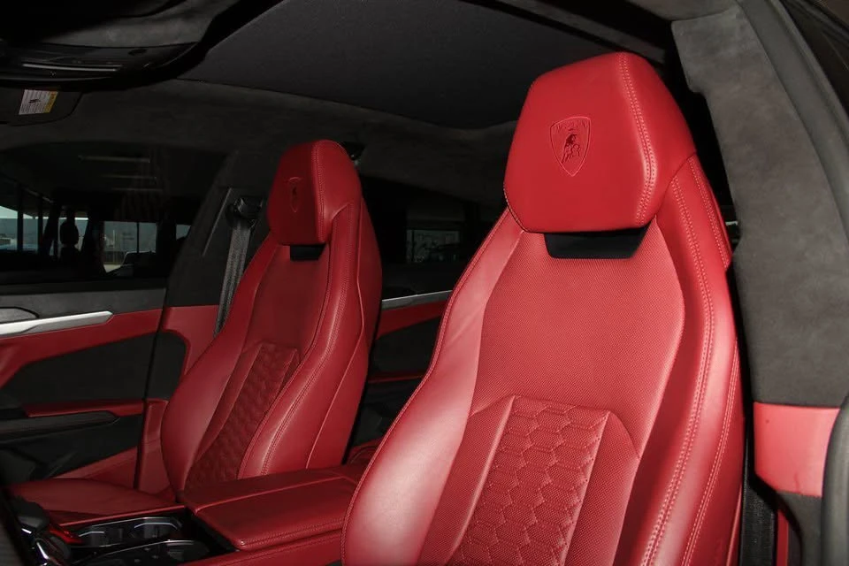 2019 Lamborghini Urus - Image 10 of 15