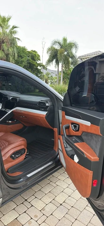 2019 Lamborghini Urus - Image 11 of 20