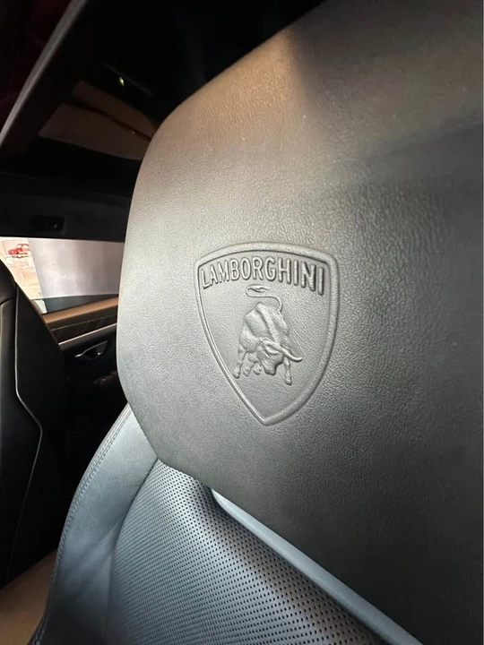 2019 Lamborghini Urus - Image 2 of 5
