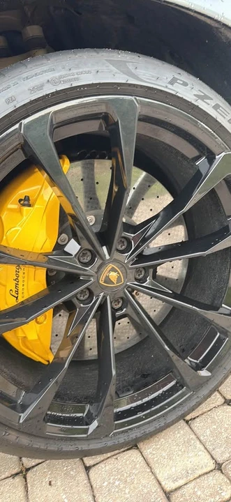 2019 Lamborghini Urus - Image 10 of 20