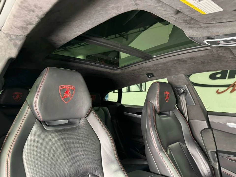 2019 Lamborghini Urus - Image 18 of 21