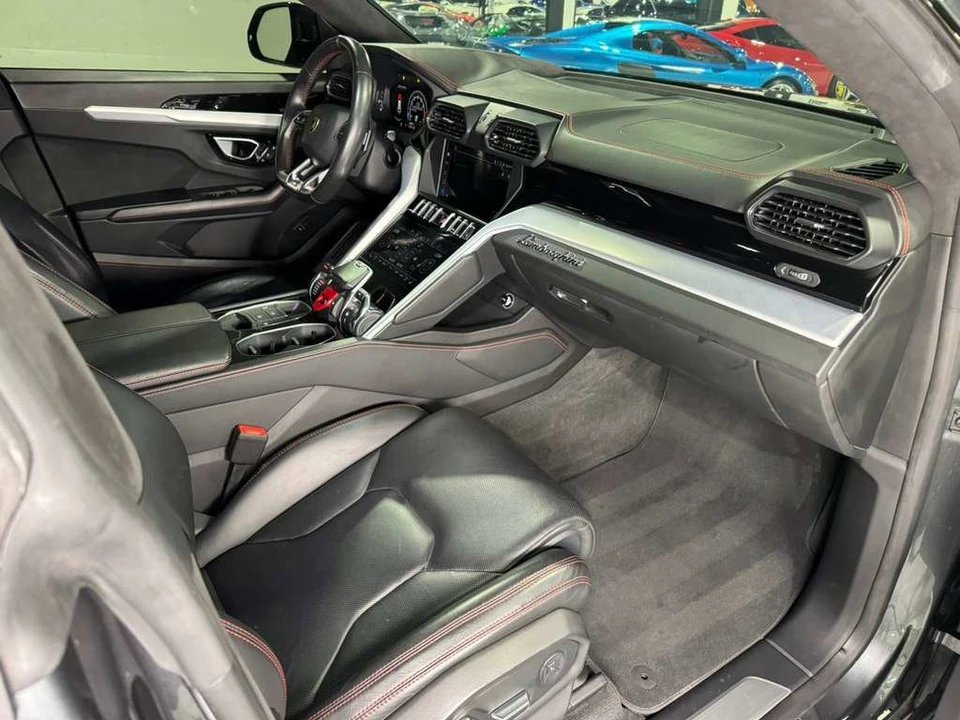 2019 Lamborghini Urus - Image 19 of 21