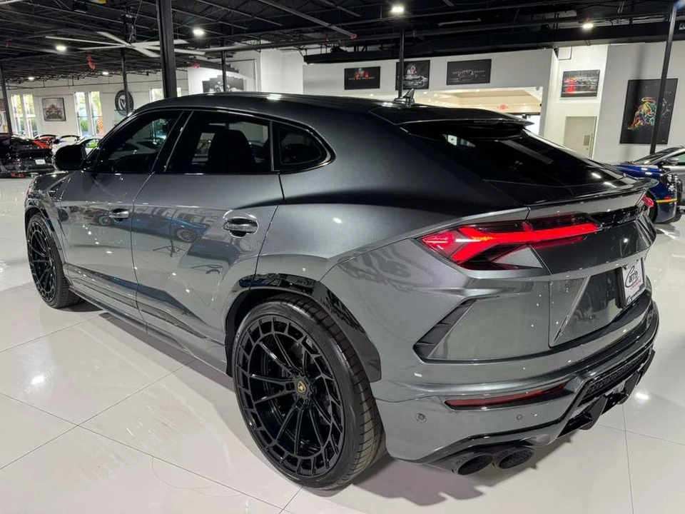 2019 Lamborghini Urus - Image 5 of 12