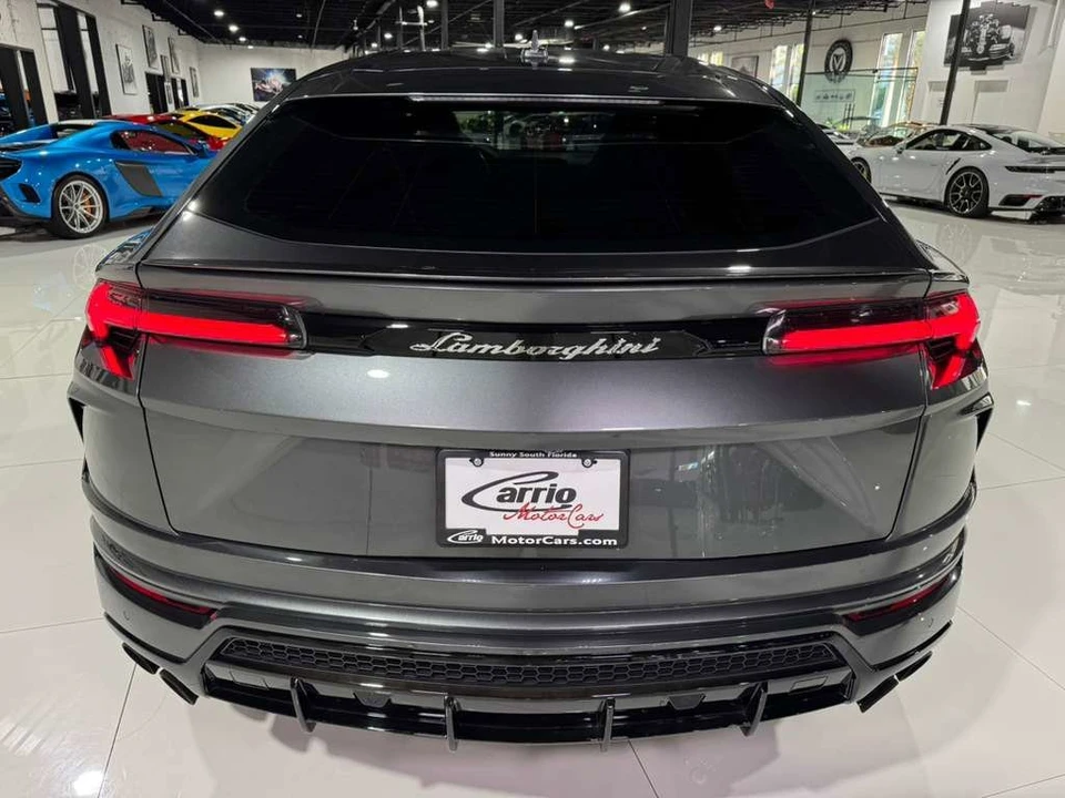 2019 Lamborghini Urus - Image 6 of 12