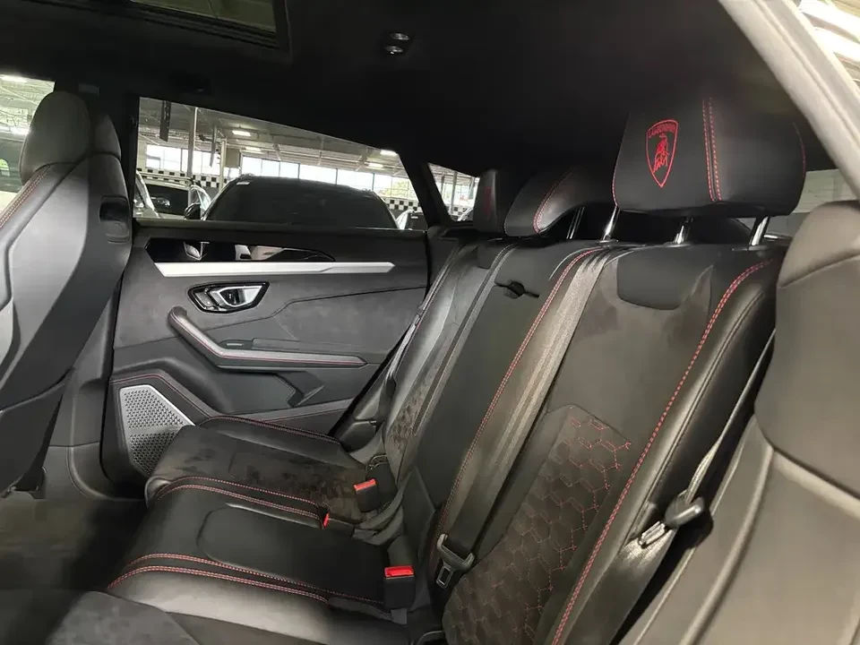 2019 Lamborghini Urus - Image 8 of 20