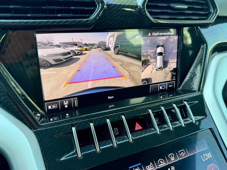 2019 Lamborghini Urus - Image 15 of 20