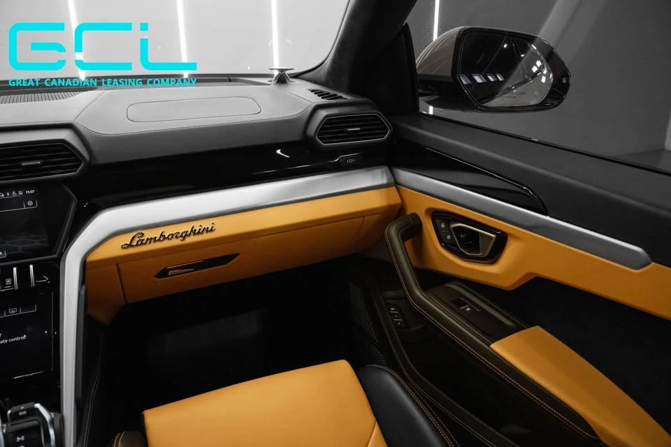 2019 Lamborghini Urus - Image 8 of 12