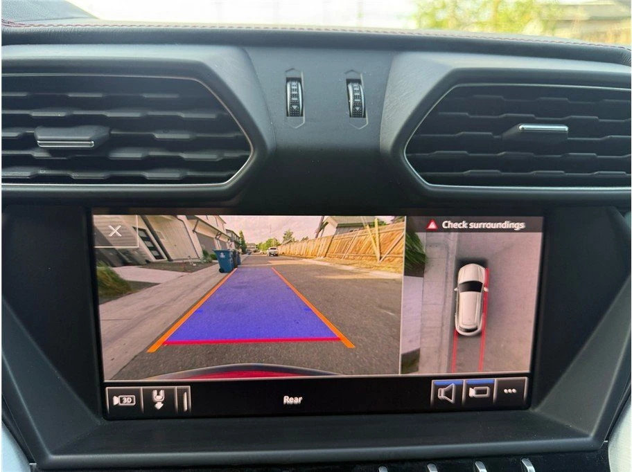 2019 Lamborghini Urus - Image 17 of 20