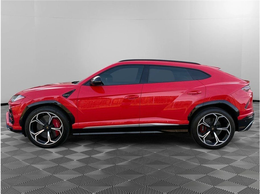 2019 Lamborghini Urus - Image 2 of 20