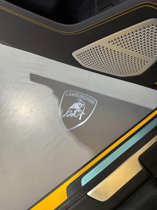 2019 Lamborghini Urus - Image 7 of 14